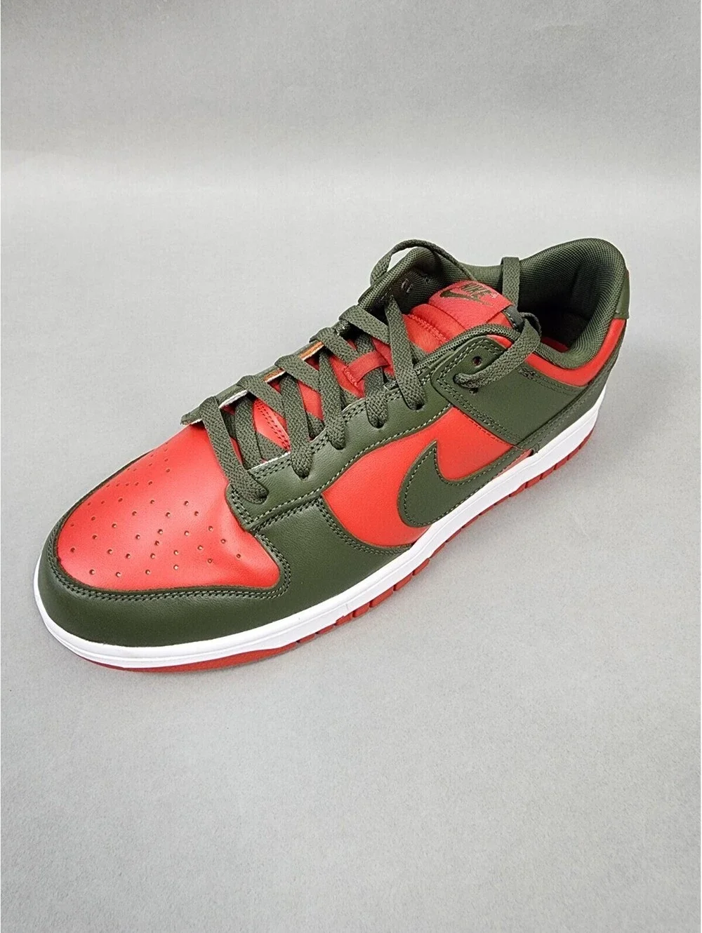 😱😱😱NIKE DUNK LOW MYSTIC RED SKU#DV0833-600 SIZE 9.5M BRAND NEW READY TO SHIP!